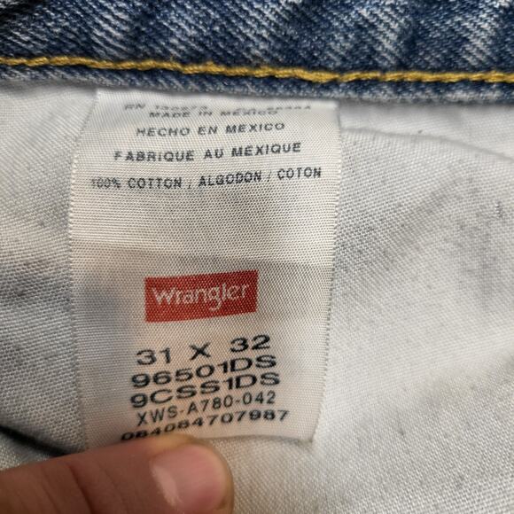 Wrangler Jeans Mens 30x31 Blue Straight Leg Distressed Denim Thrashed - Picture 4 of 12